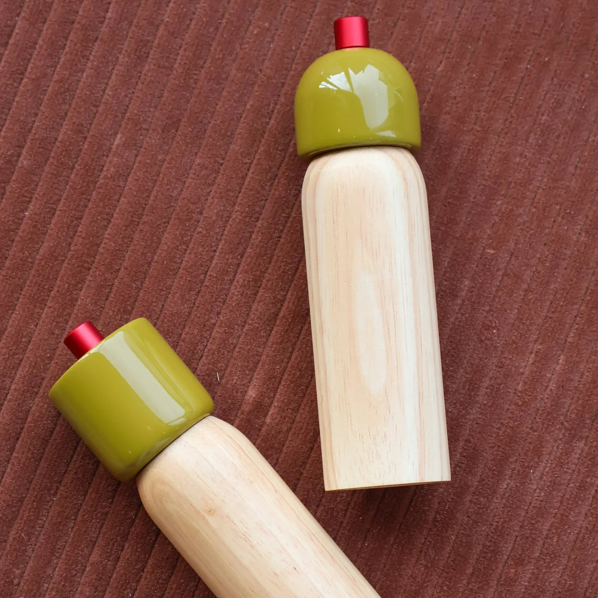Salt & Pepper Grinder – Olive & Red